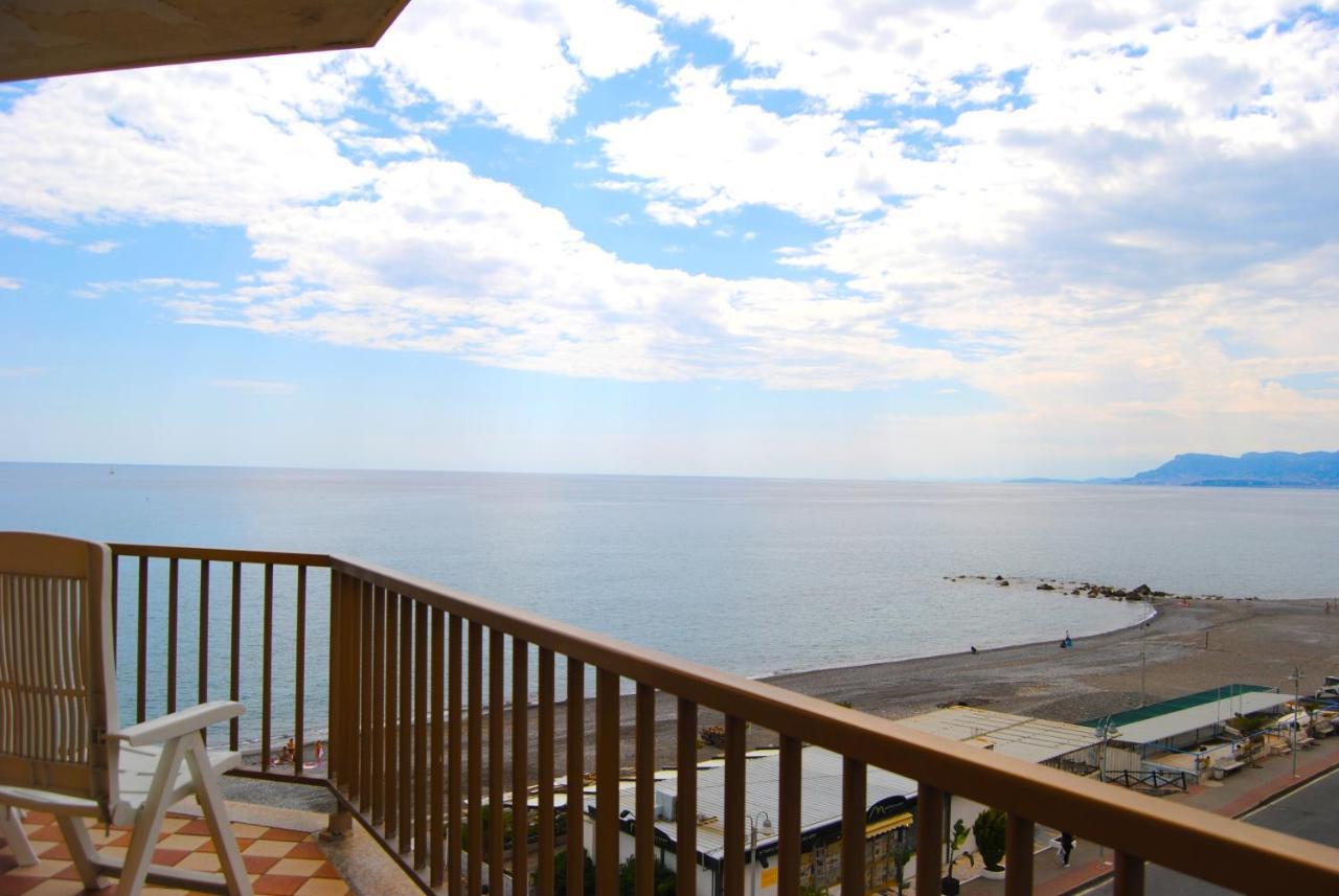Gaiavacanze Beach Apartment 보르디게라 외부 사진